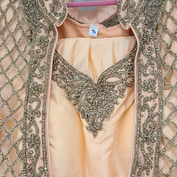 Women's Indian Bridal Tunic Lehenga Dress - Picture 4 of 12